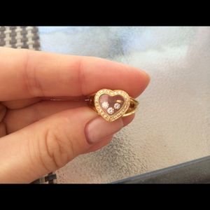 Chopard Happy Diamond 18K Yellow Gold Heart Ring